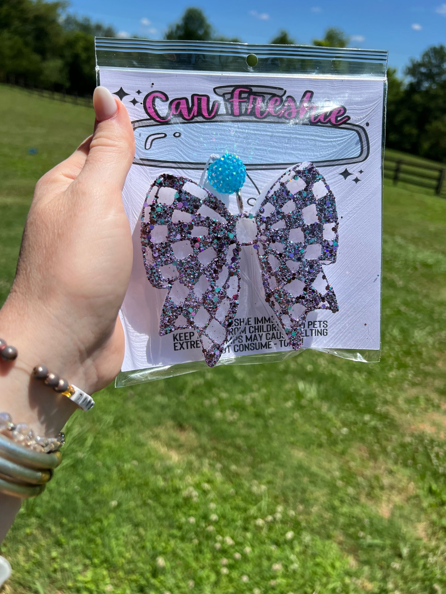 Checkered Bow Freshie