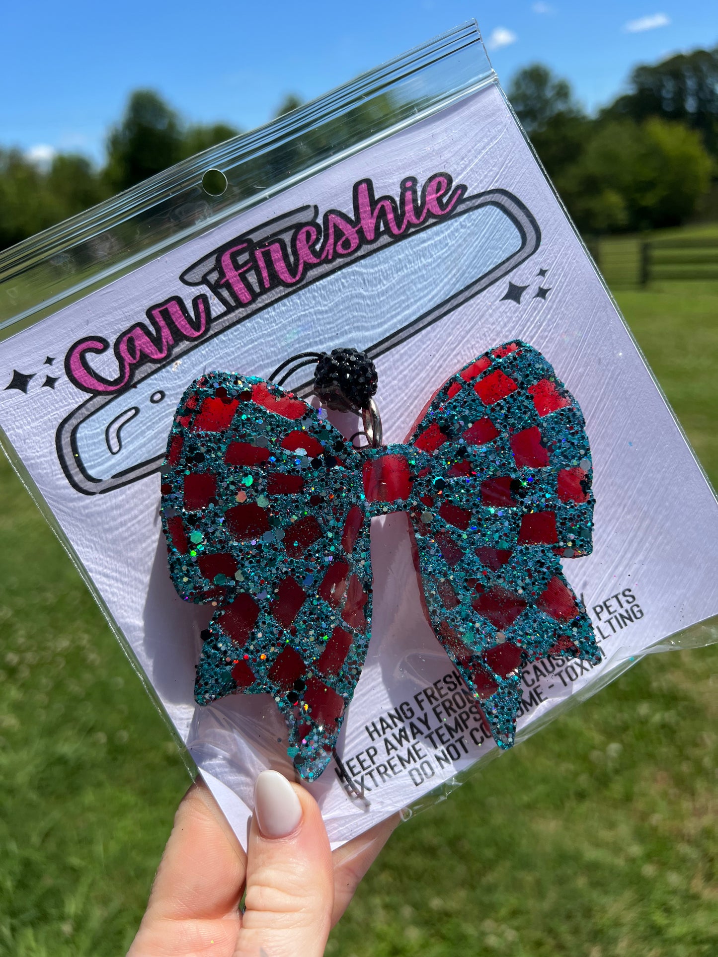 Checkered Bow Freshie