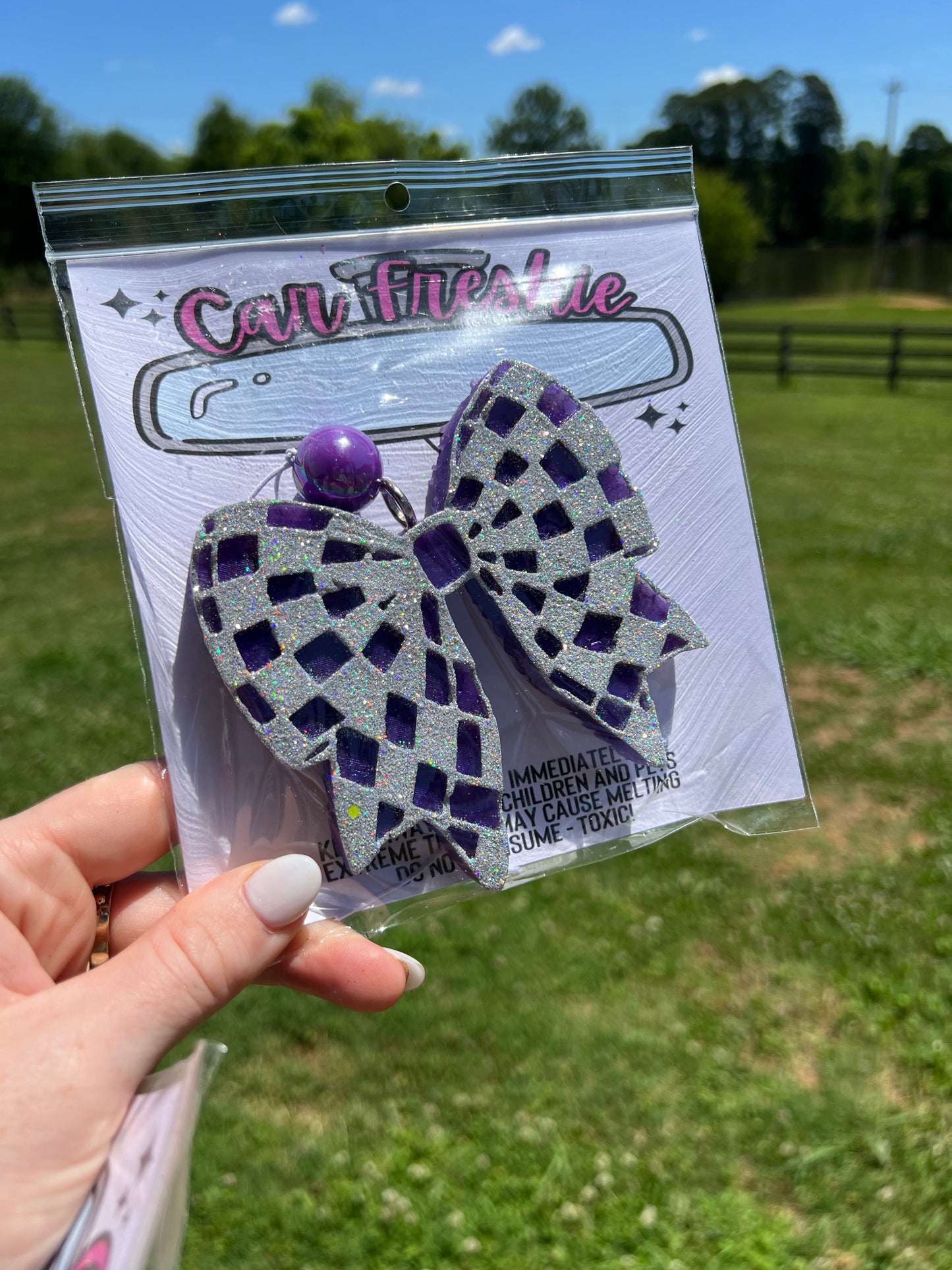 Checkered Bow Freshie