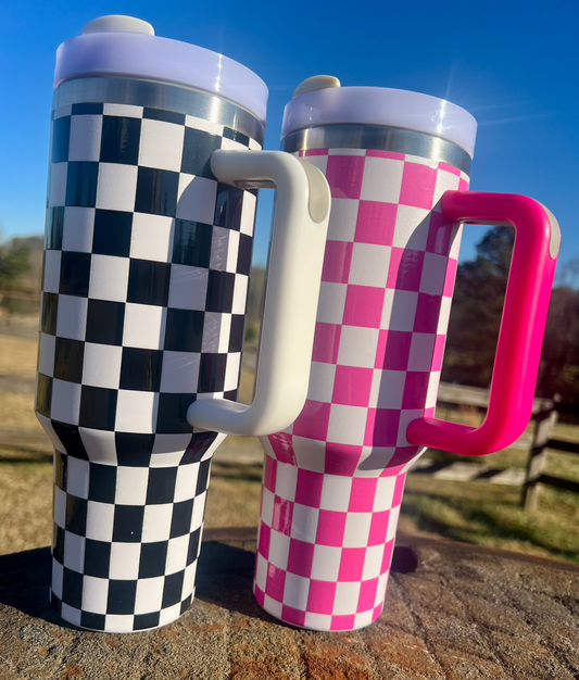 Checkered Handle Cup